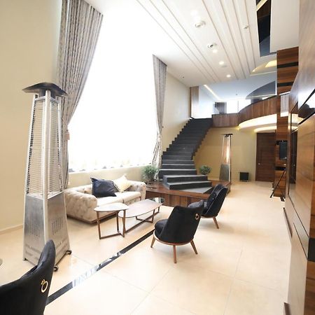 فندق صحارى الخليج Sahara Gulf Hotel Apartments 암만 외부 사진