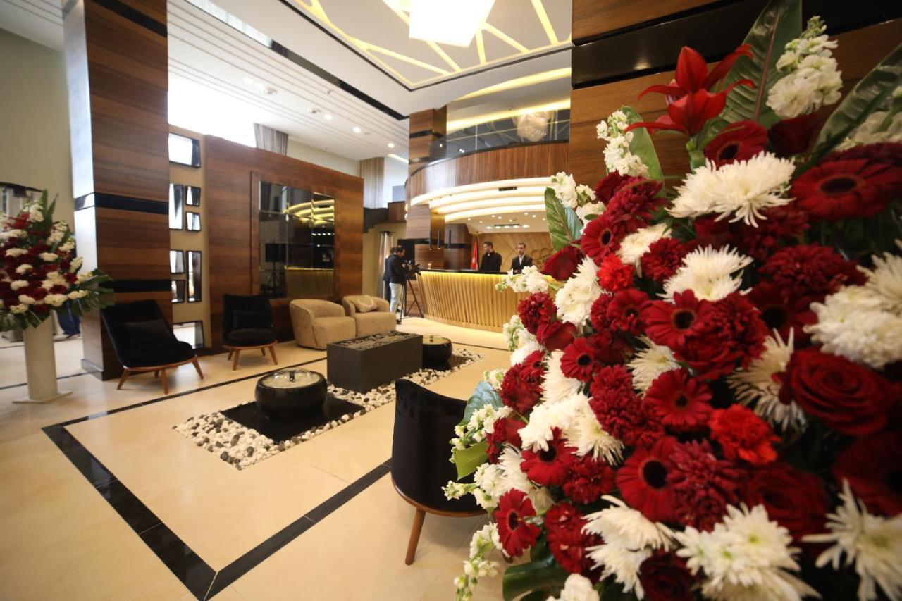 فندق صحارى الخليج Sahara Gulf Hotel Apartments 암만 외부 사진