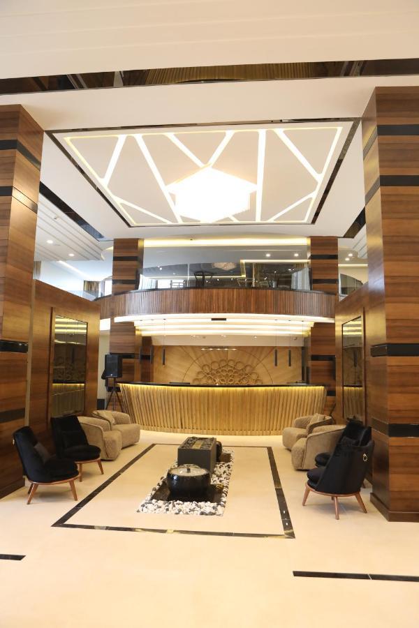 فندق صحارى الخليج Sahara Gulf Hotel Apartments 암만 외부 사진