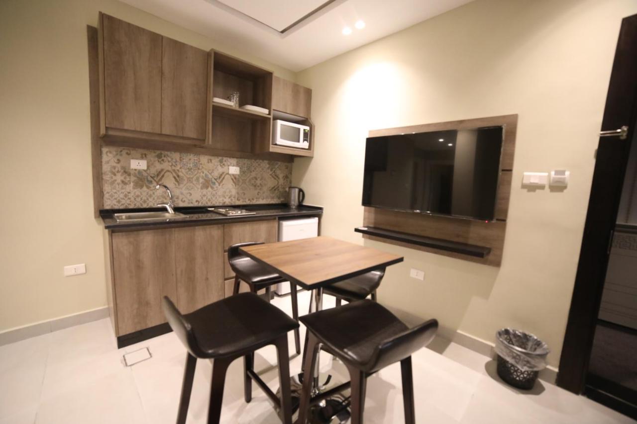 فندق صحارى الخليج Sahara Gulf Hotel Apartments 암만 외부 사진